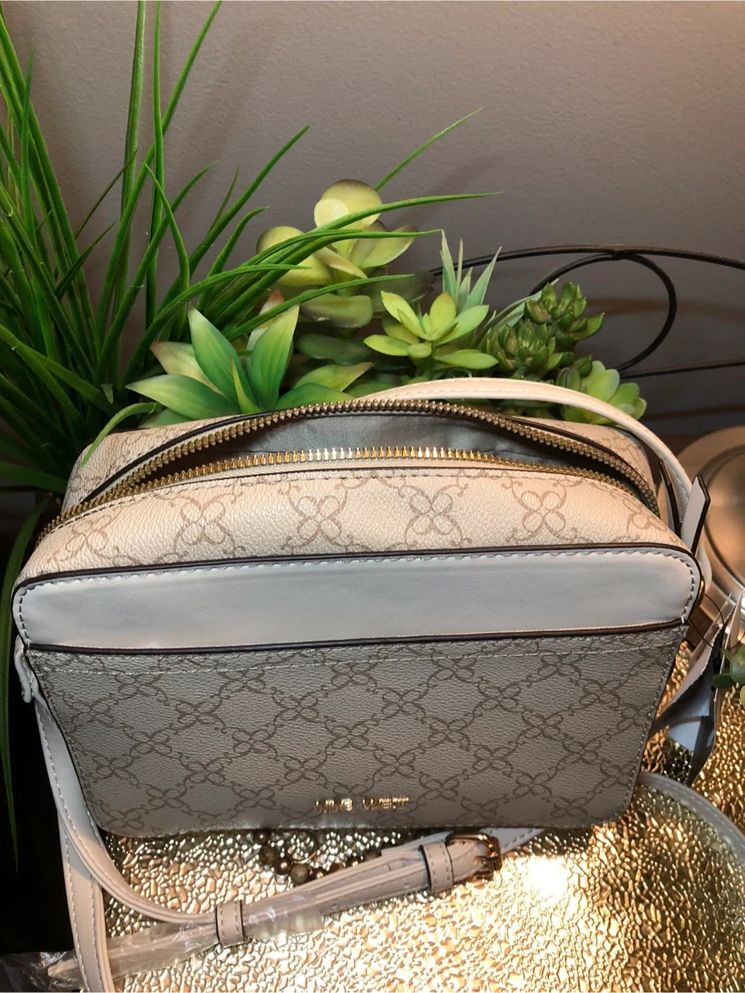 Nine West Crossbody Bag - Beige/White image indicator(3)