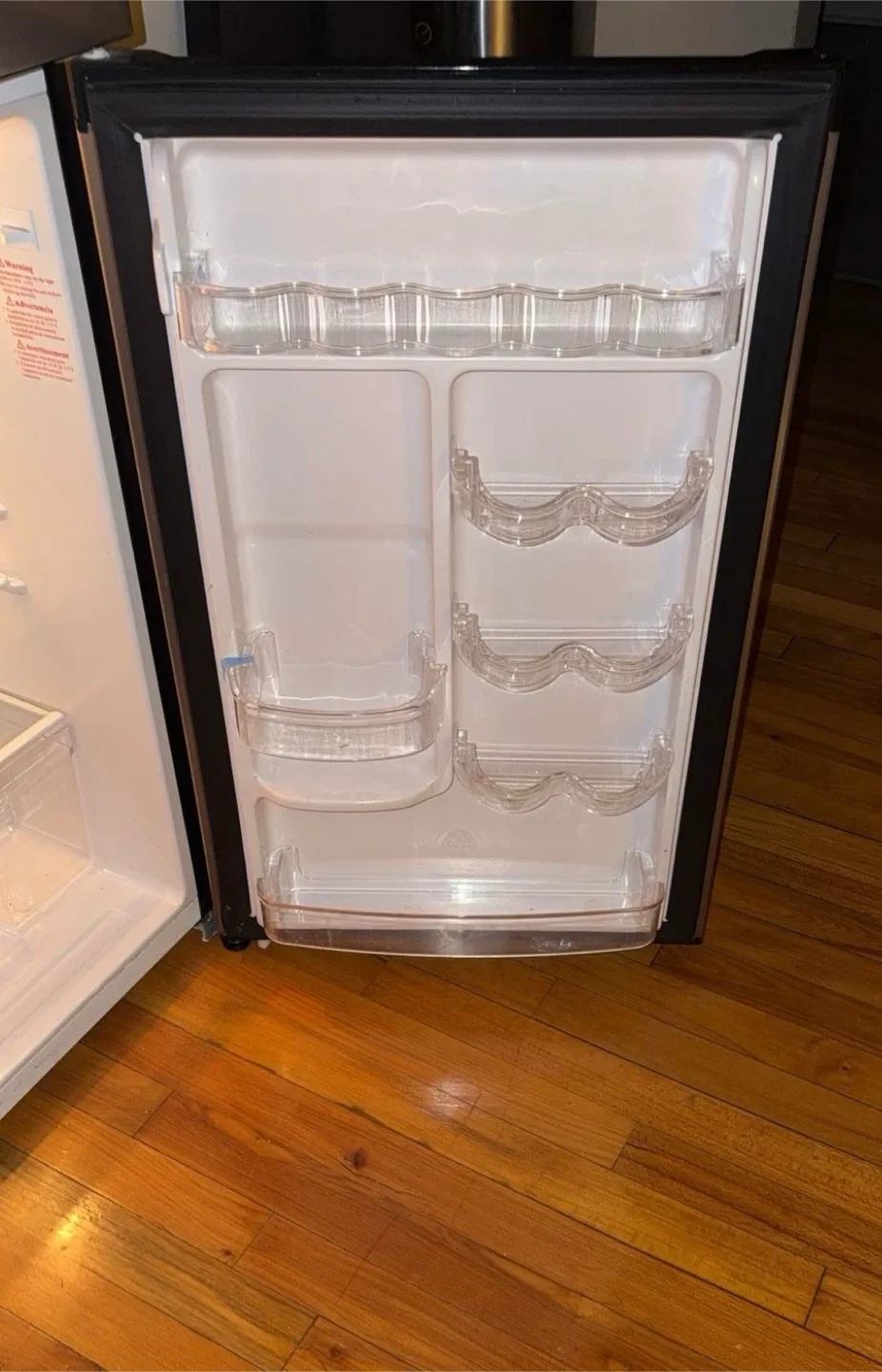 Magic Chef Mini Fridge image indicator(2)