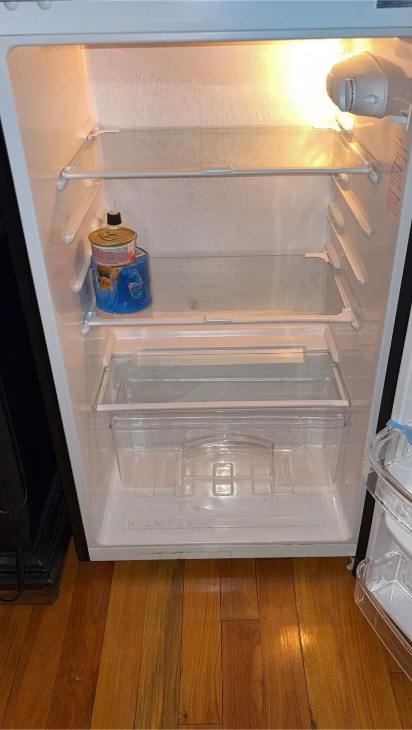 Magic Chef Mini Fridge image indicator(3)