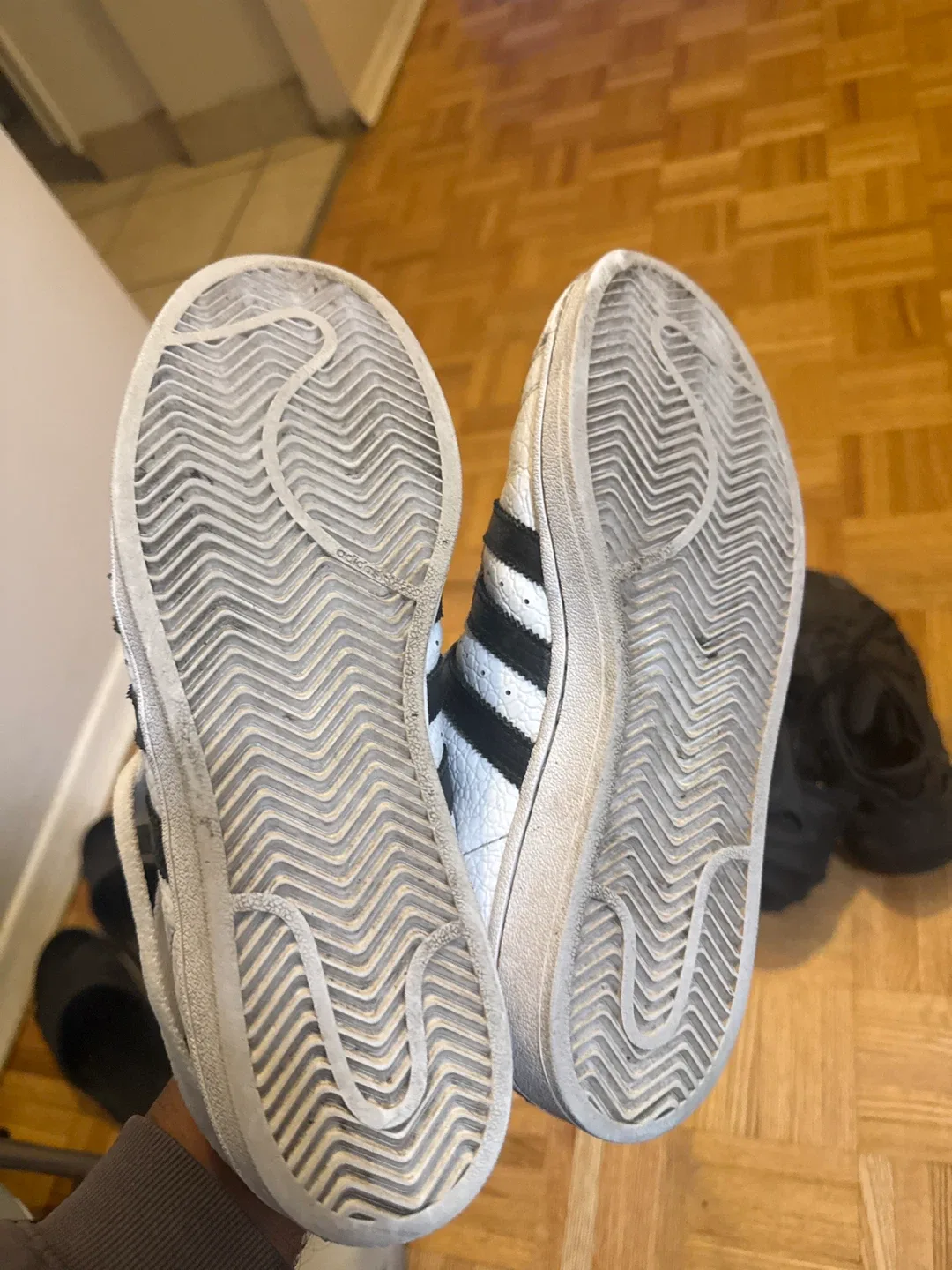 Adidas Superstar Shoes - US 8½ image indicator(4)