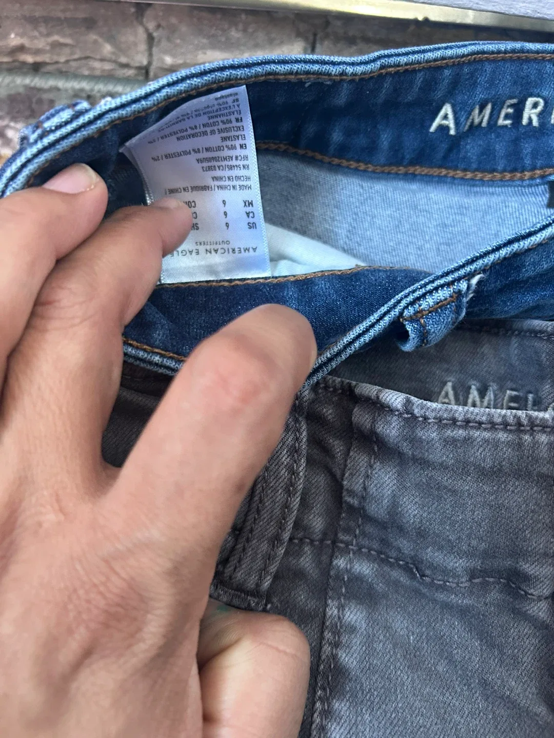 American Eagle jeans size 6 read description ⤵️ image indicator(4)