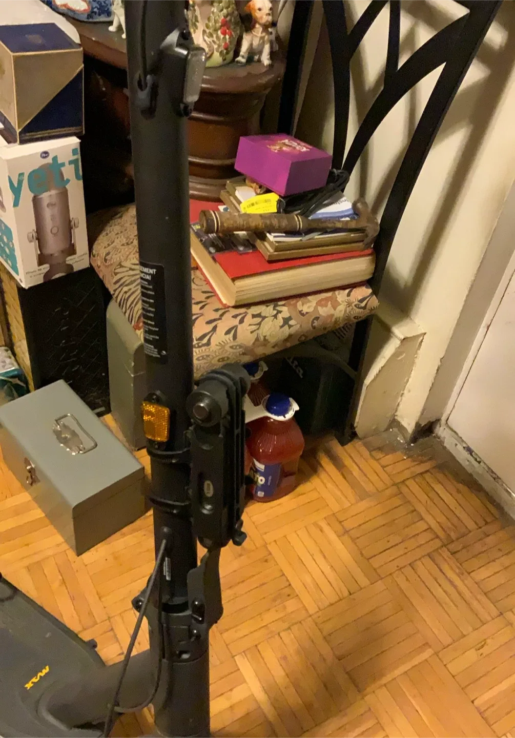 Segway Ninebot MAX G2 Electric Scooter image indicator(4)