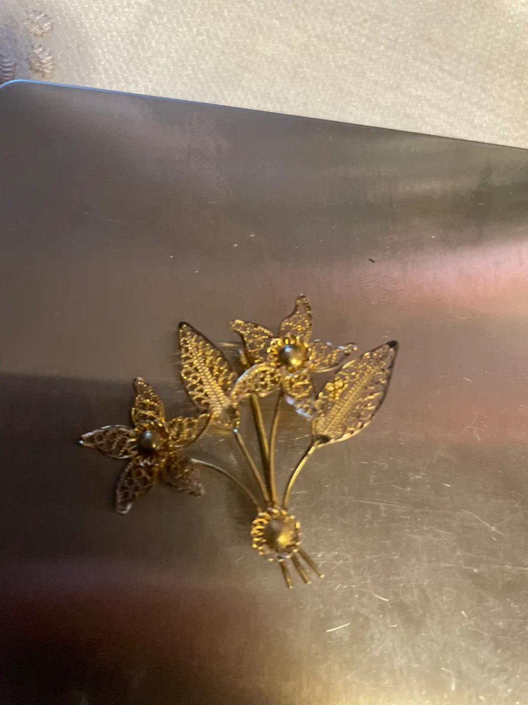 Vintage Gold 12k  Flower Brooch image indicator(2)