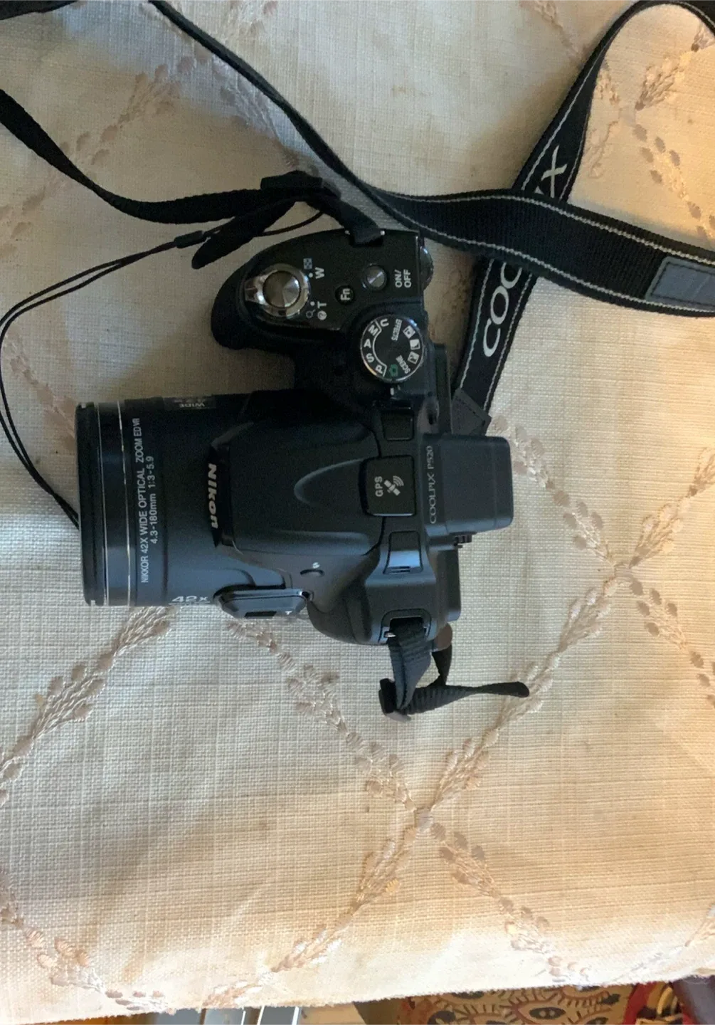 Nikon Coolpix P530 Digital Camera thumbnail