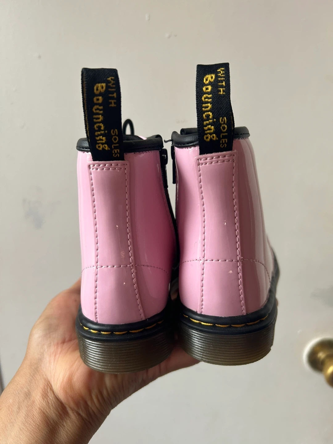 Dr Martens Girls boots size 10 - photo 2
