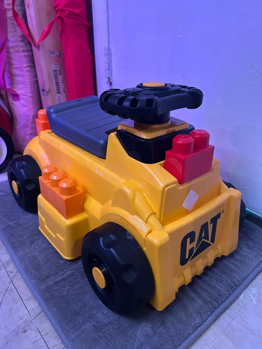 Cat Build-N-Play Ride-On Toy with blocks Read Description ⤵️ image indicator(9)