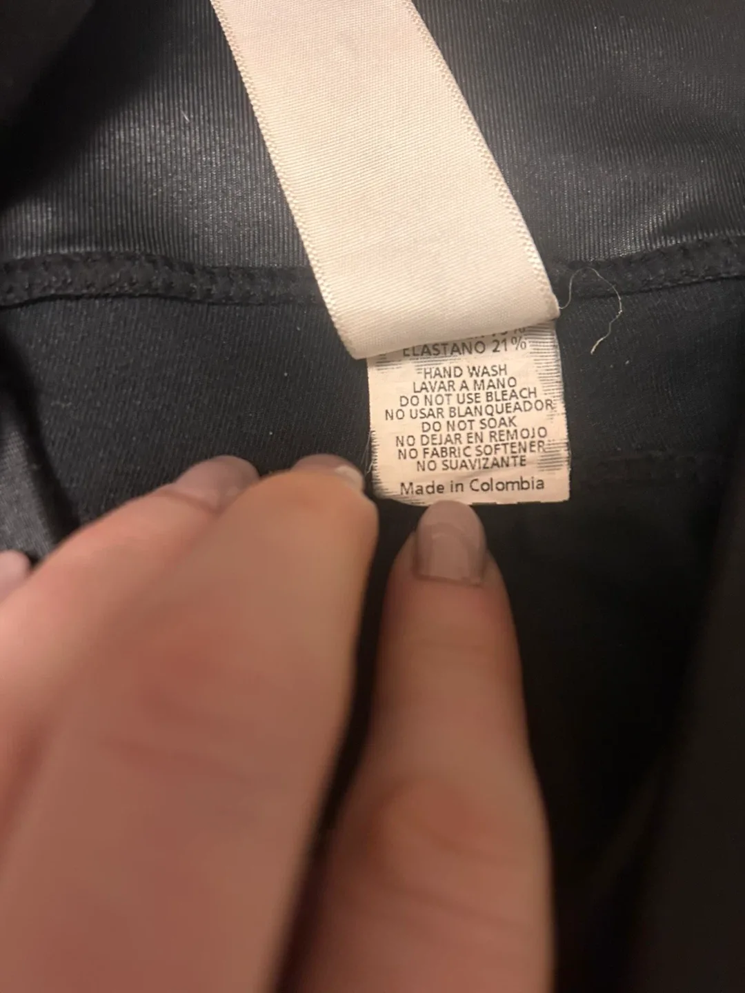 Colombian Activewear Faux Leather Leggings image indicator(9)