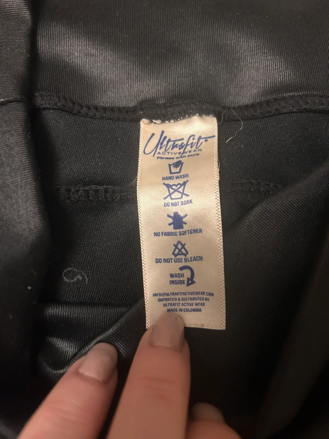 Colombian Activewear Faux Leather Leggings image indicator(8)