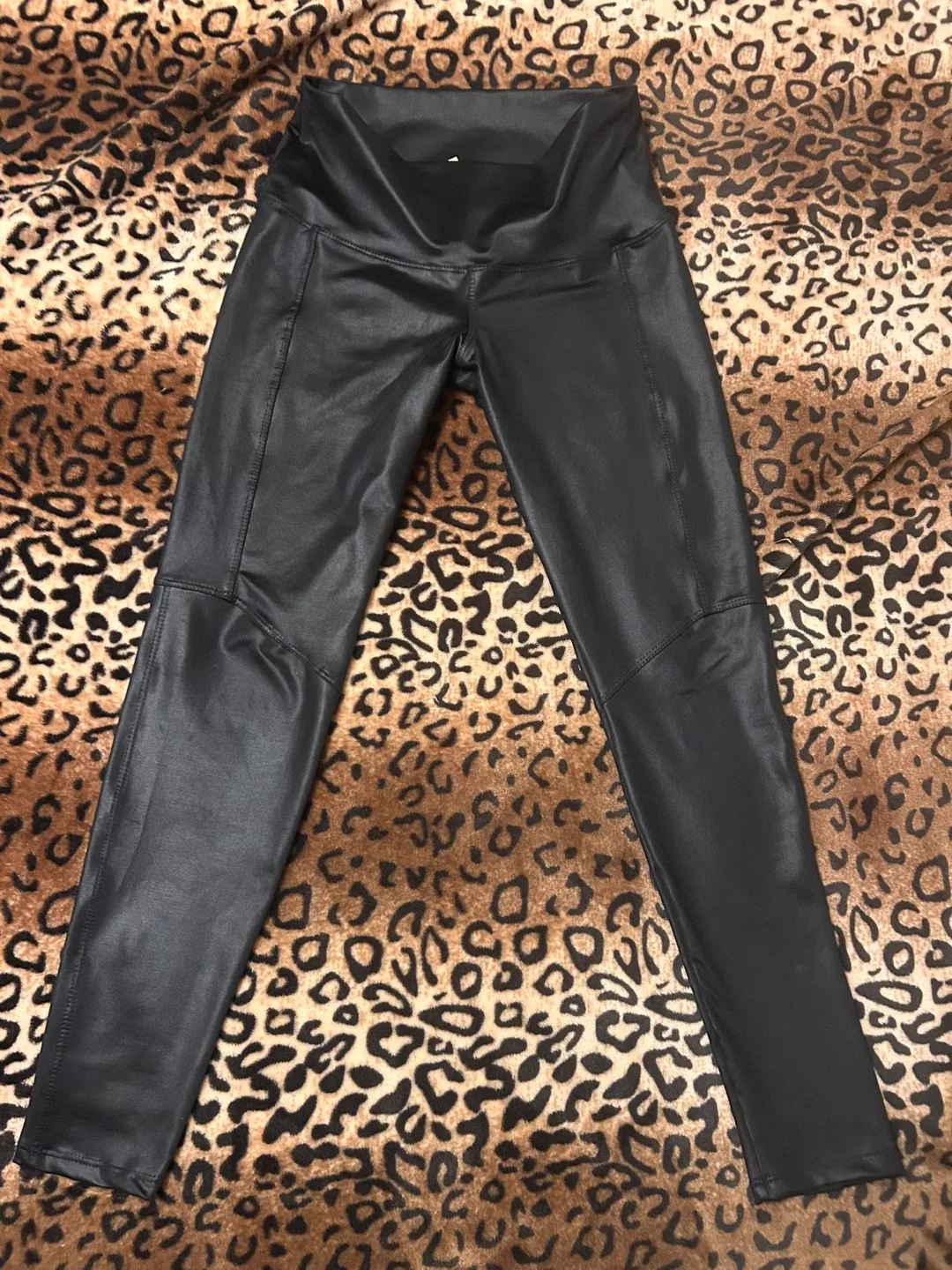 Colombian Activewear Faux Leather Leggings image indicator(7)