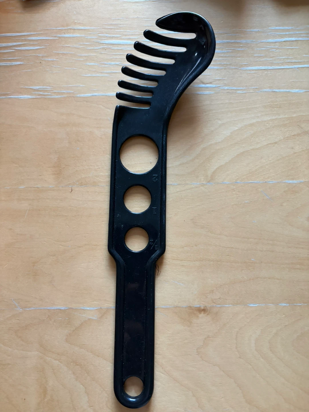 🥕 Black Pasta Fork