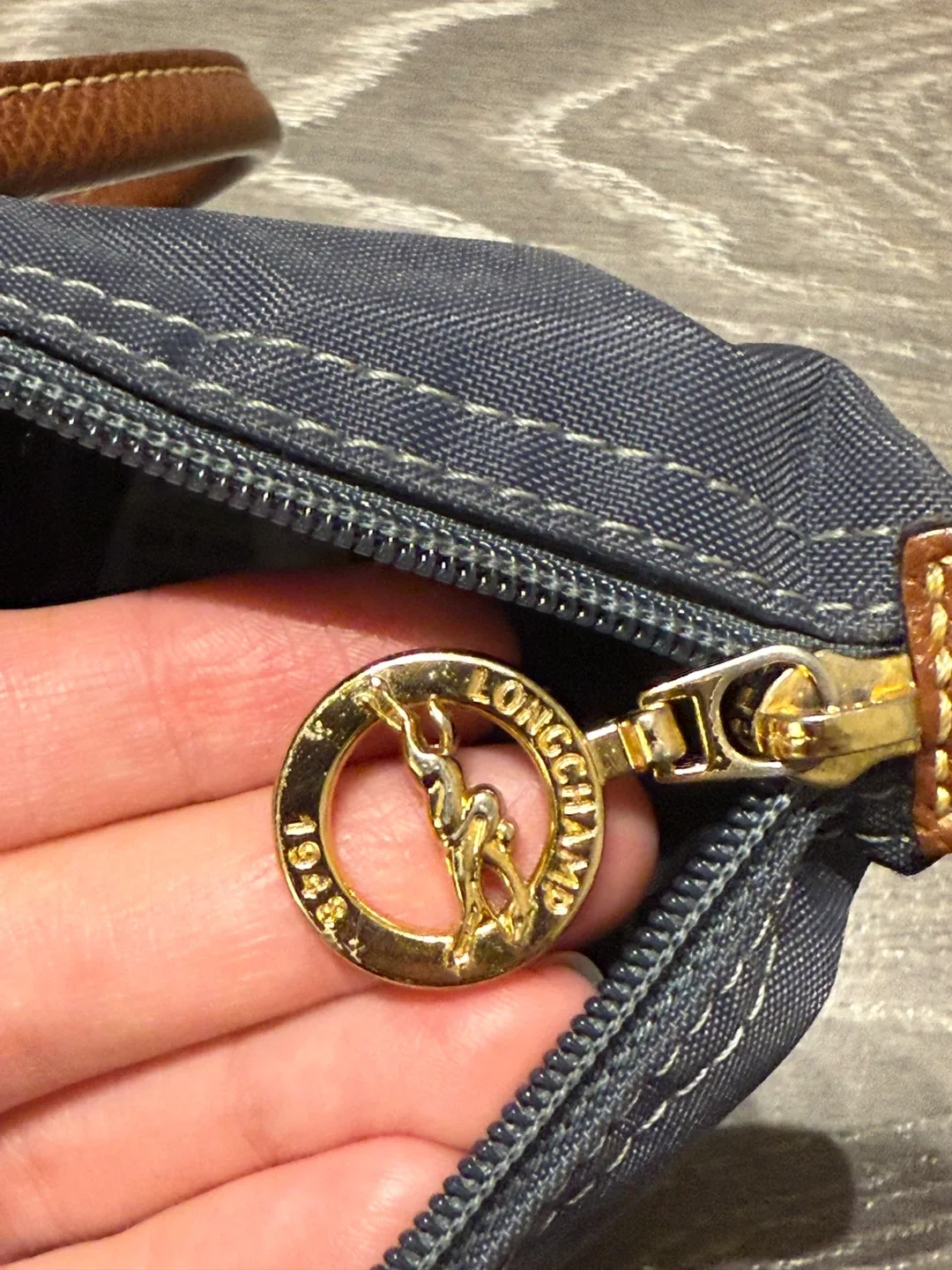 Longchamp Tote Bag Small - grey colour image indicator(9)