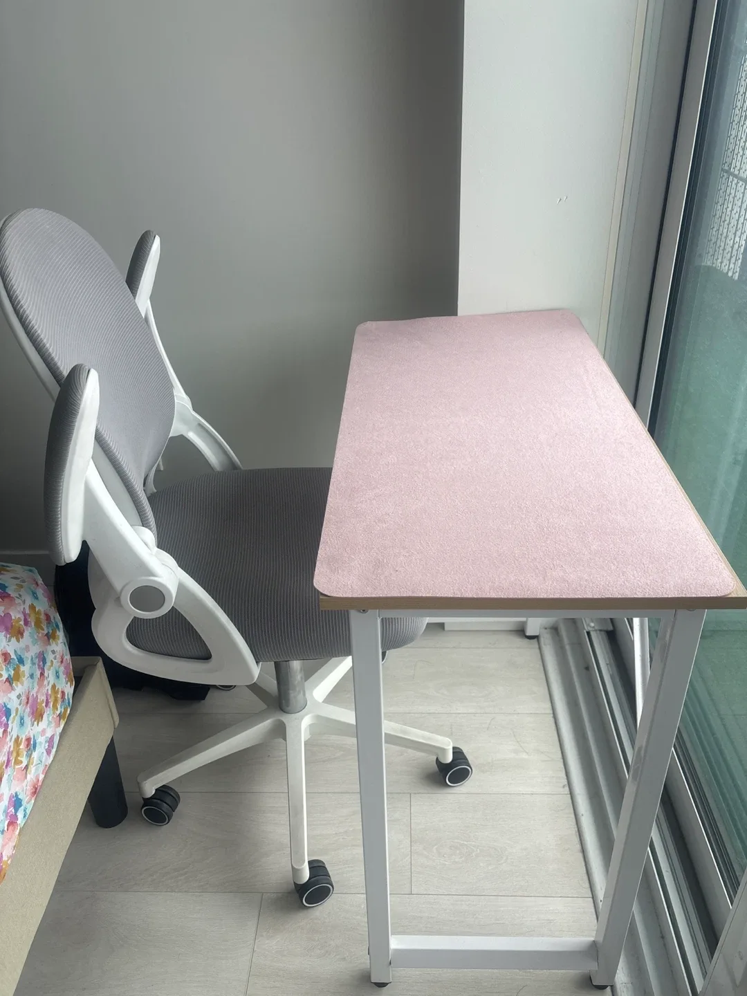 Desk and Office Chair Set