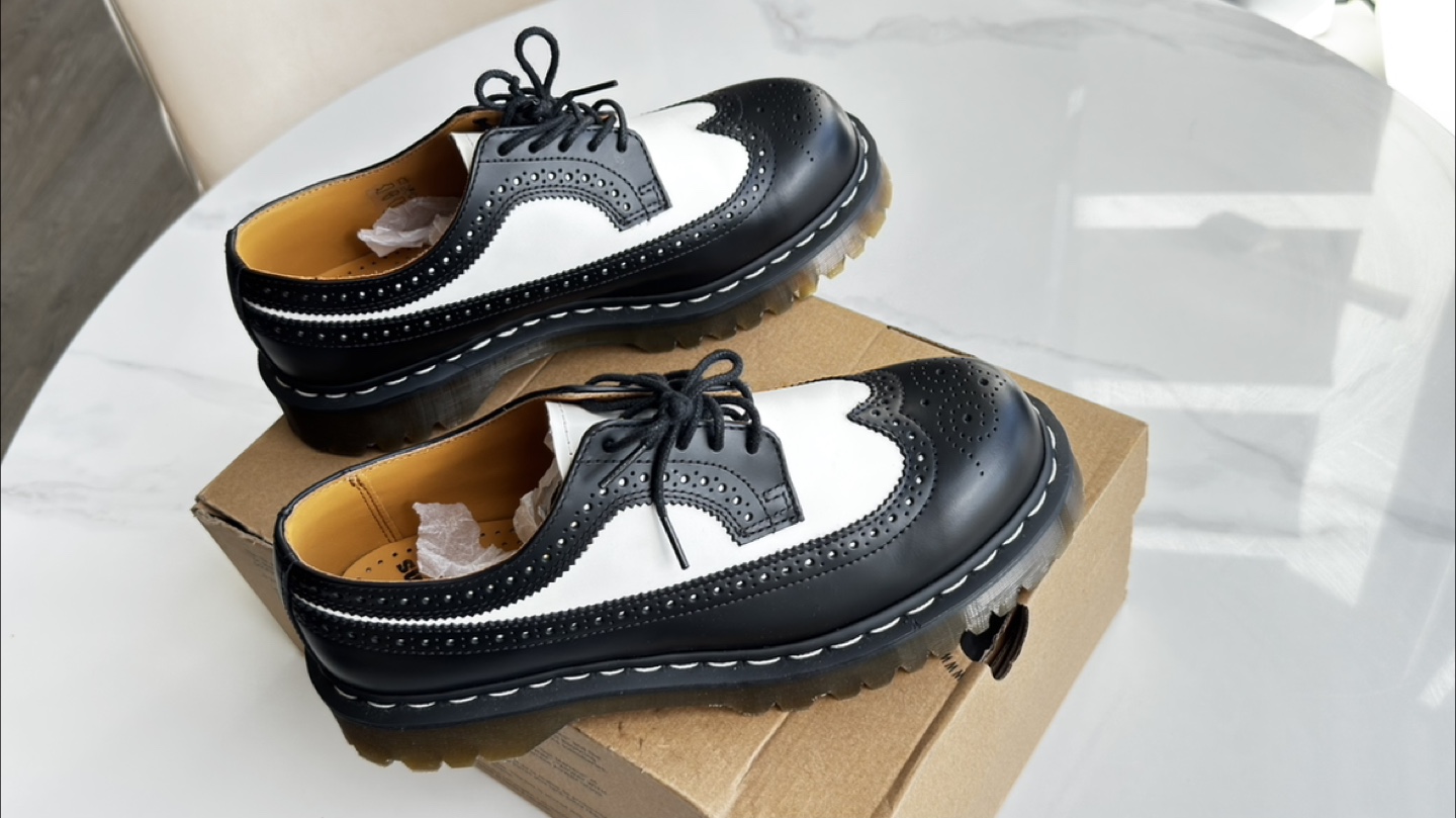 Brand new Dr. Martens 3989 BEX Brogue Shoes, US 9 Men - photo 2