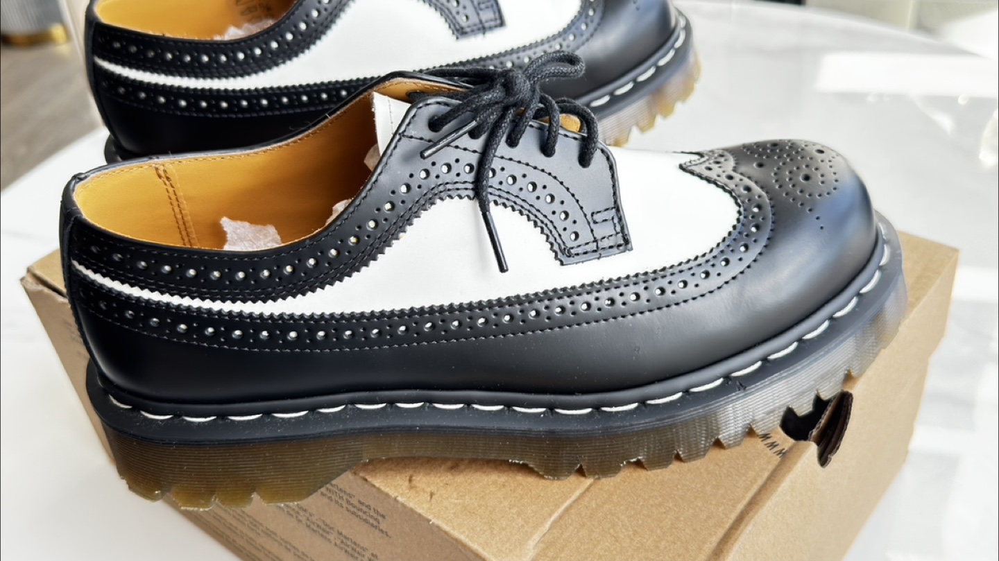 Brand new Dr. Martens 3989 BEX Brogue Shoes, US 9 Men - photo 3