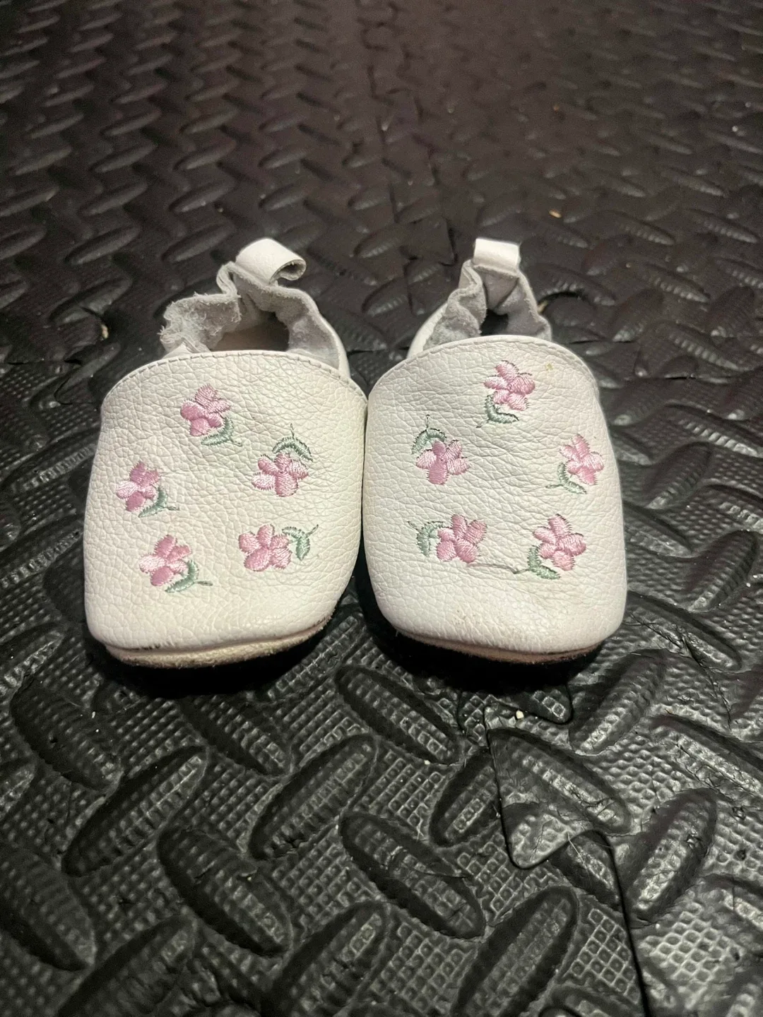 Joe Fresh Baby Moccasins 6-12M thumbnail