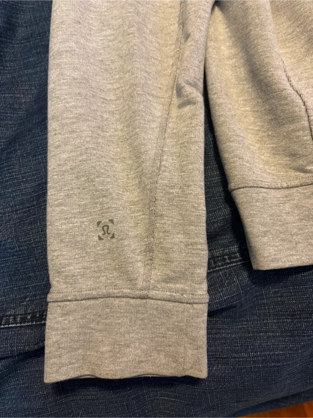 Lululemon Grey Full Zip Hoodie - Men’s Size L image indicator(5)
