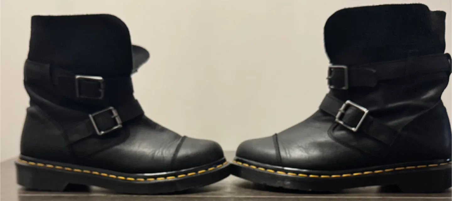 Dr. Martens Black Leather Boots image indicator(3)