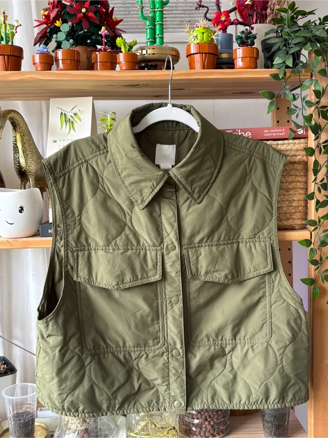 H&M Quilted Vest - Olive Green thumbnail