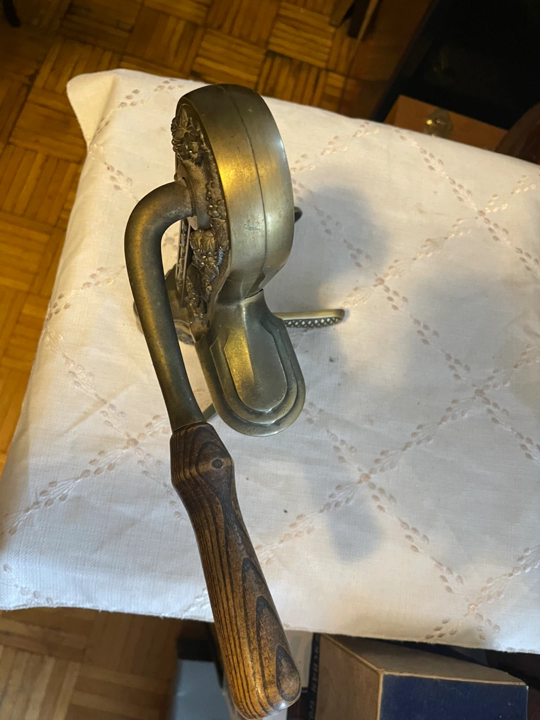 Vintage Estate Wine Opener - photo 2