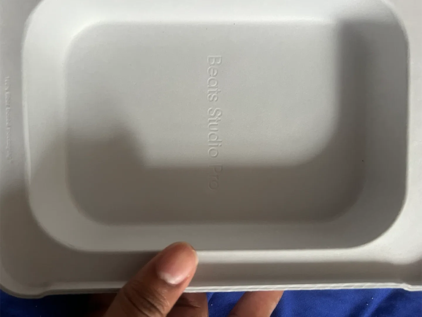 Beats Studio Pro Black Headphones image indicator(5)