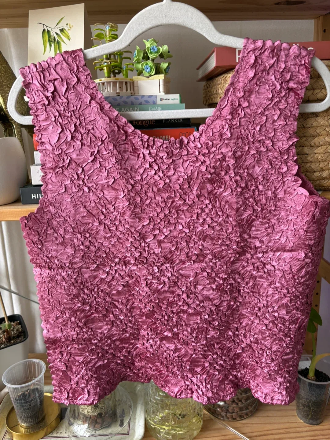 Vintage 90s Pink Textured Sleeveless Top image indicator(2)