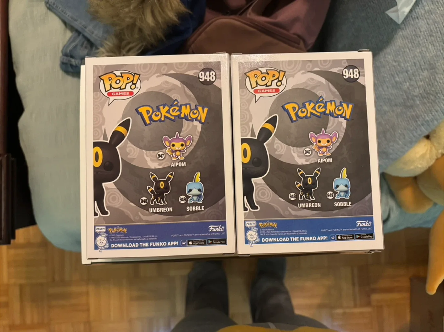 Funko POP! Games Pokémon Umbreon Vinyl Figure image indicator(4)