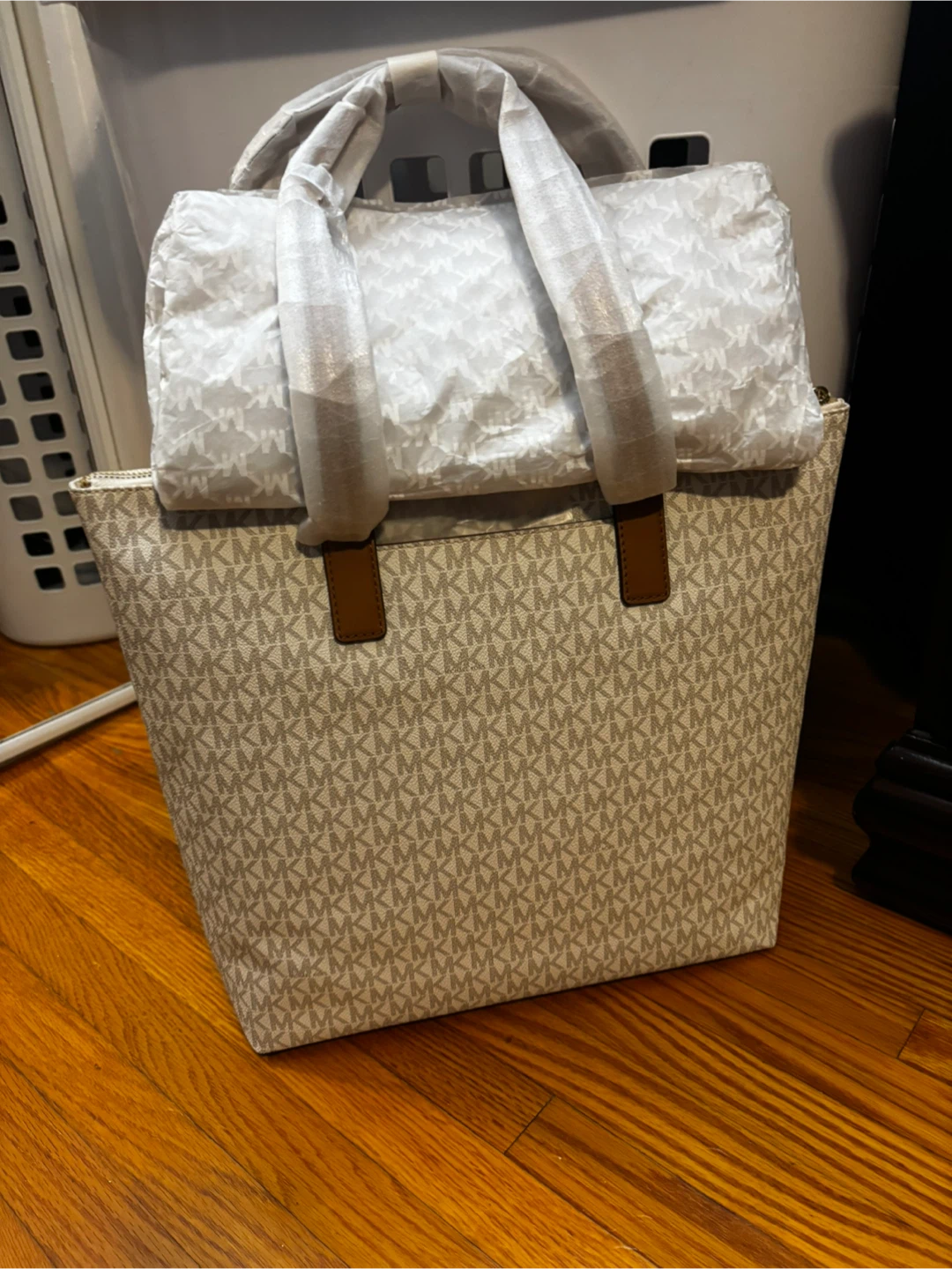 Michael Kors Bag - Brand New - photo 2