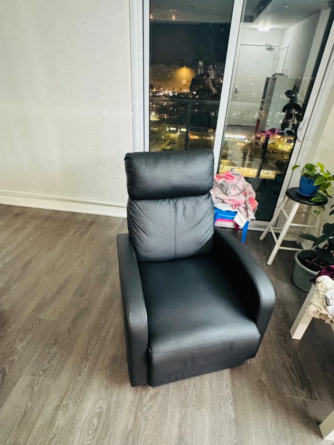 Black Leather Recliner Chair