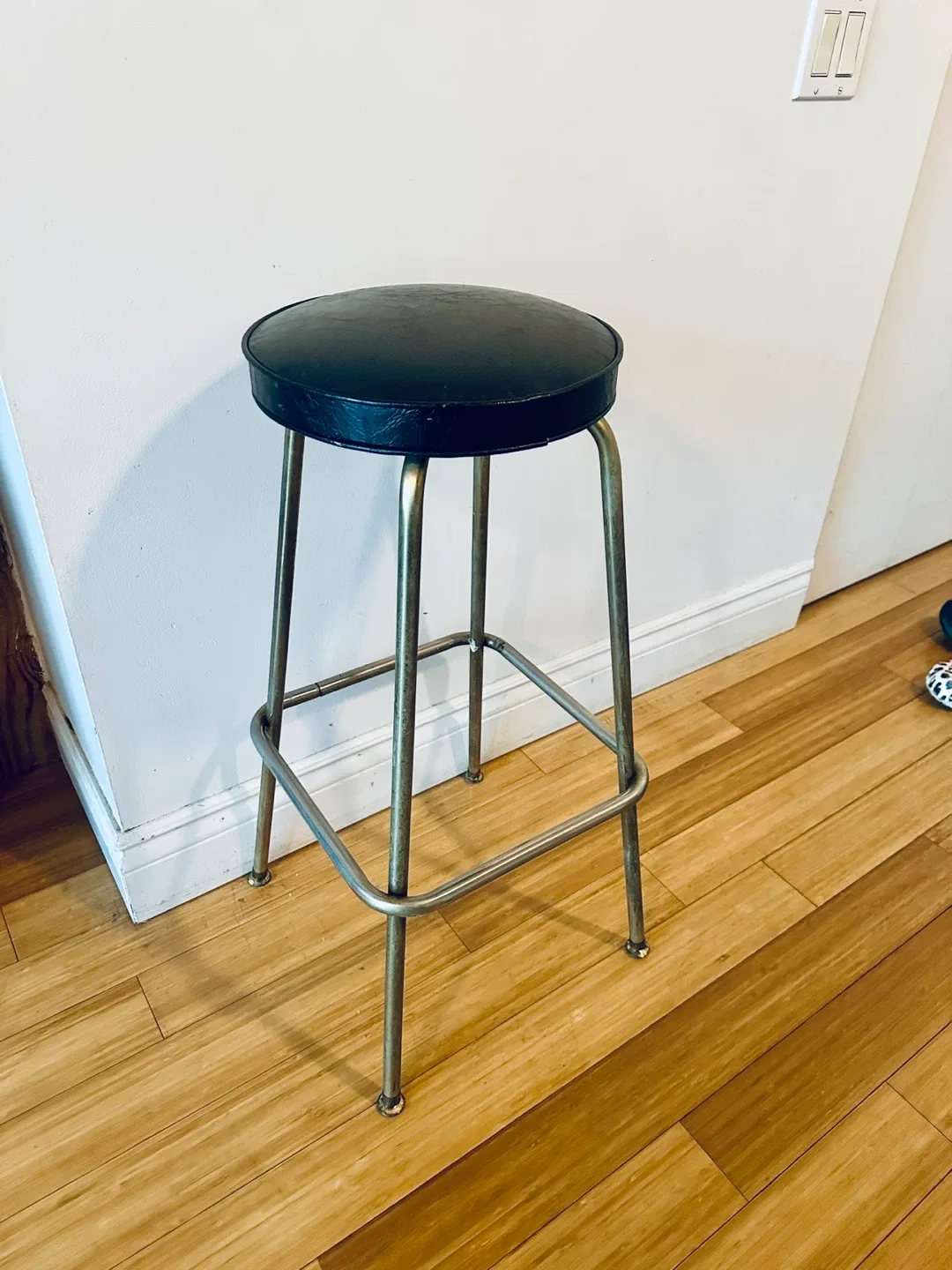 VINTAGE MCM BAR HEIGHT KITCHEN ISLAND DINING STOOL thumbnail