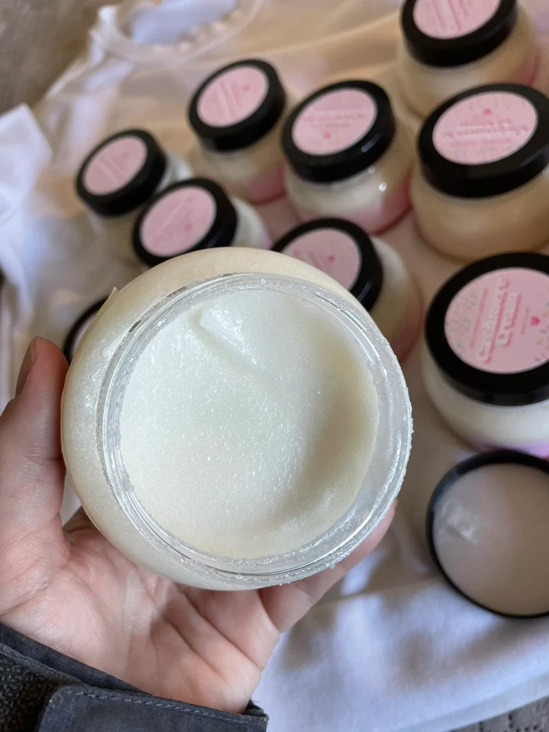 Cashmere Cream Body Scrub🥕 image indicator(3)