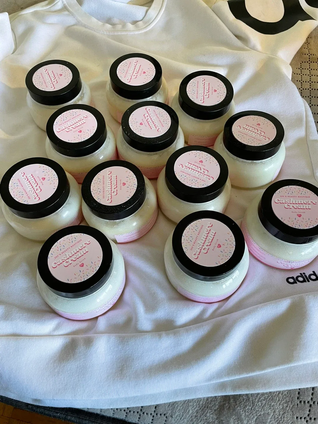 Cashmere Cream Body Scrub🥕 image indicator(4)