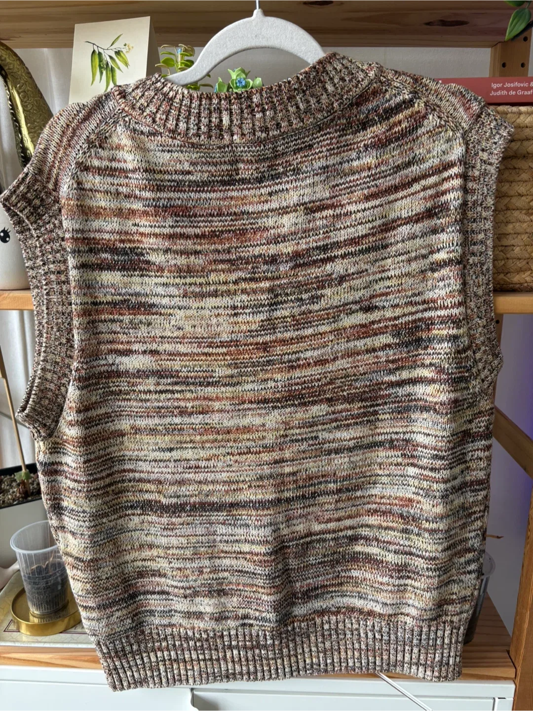 H&M Relaxed Fit Knit Vest - Size S image indicator(2)