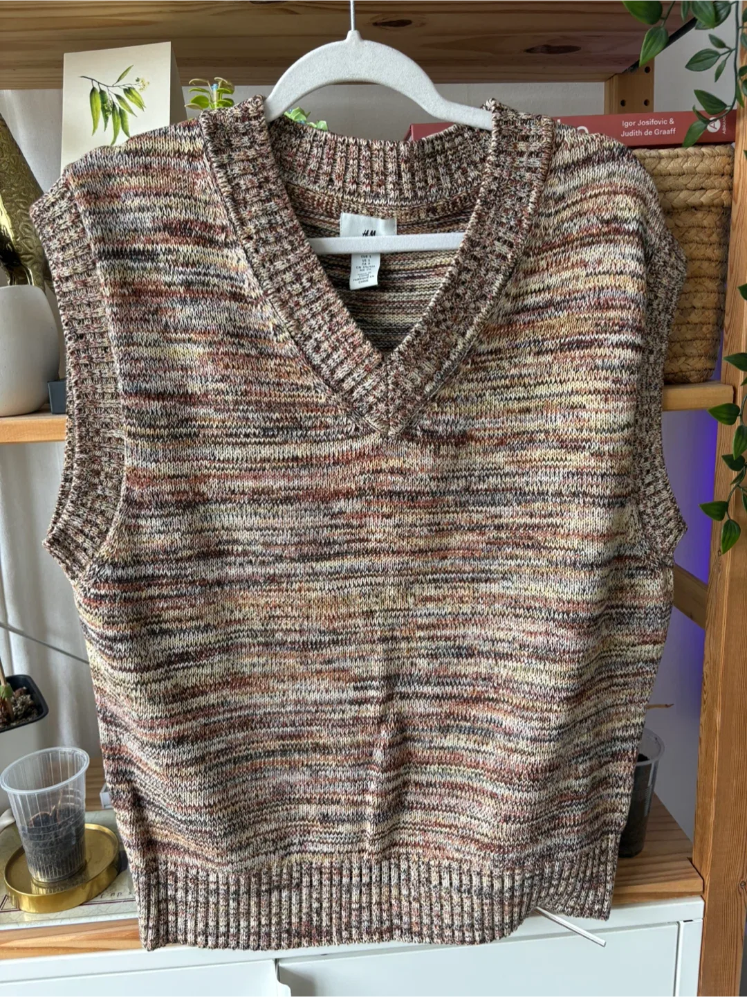 H&M Relaxed Fit Knit Vest - Size S thumbnail