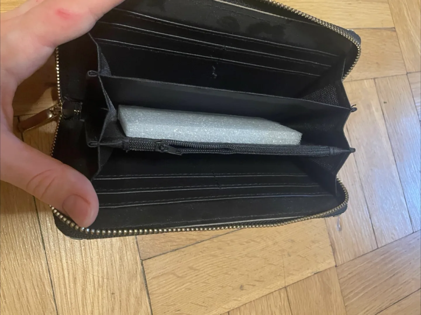 Floral Pattern Wallet image indicator(3)