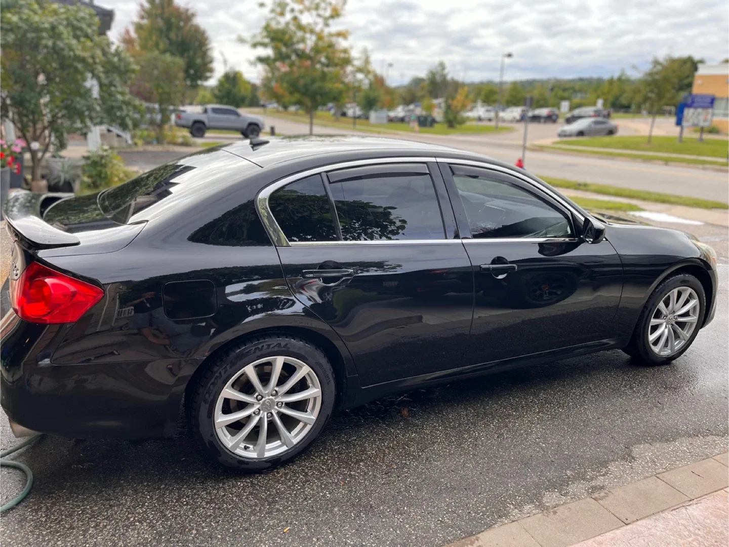2012 Infiniti G37x AWD-300HP Tuned image indicator(4)