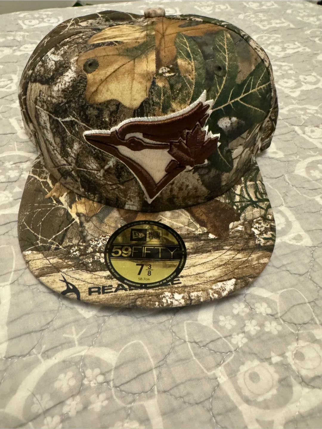 New era 3 new hats never worn 7 3/8 image indicator(6)