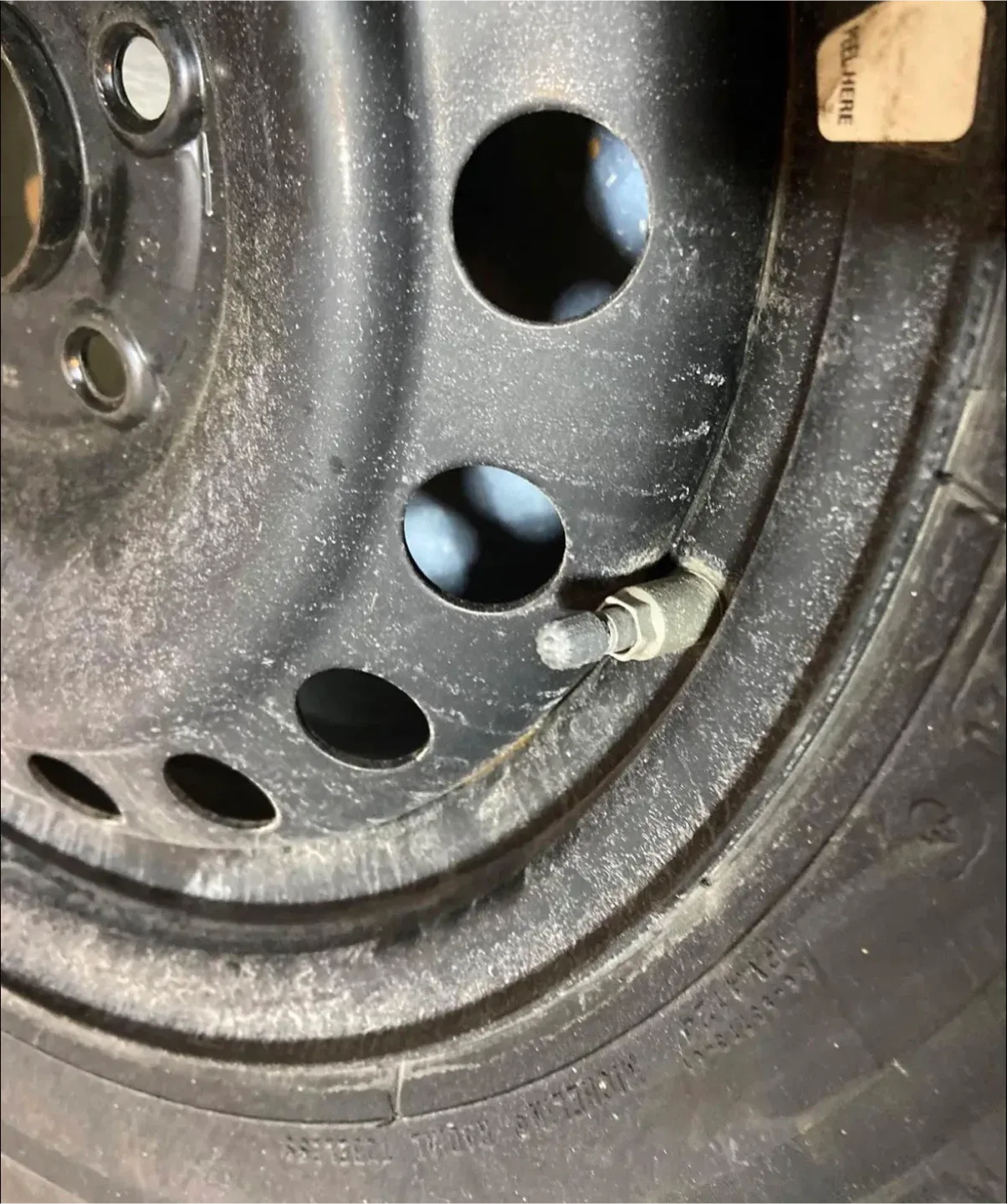 Michelin X-Ice Snow Tire 245/65R17 image indicator(2)