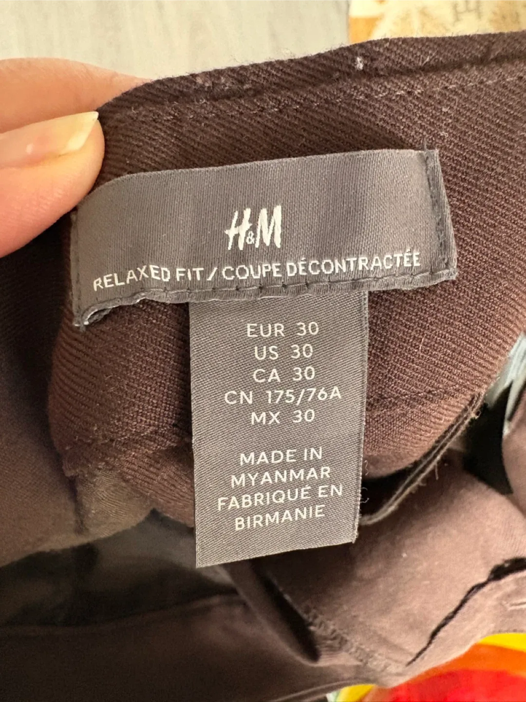 H&M Relaxed Fit Brown Pants - US 30 image indicator(3)