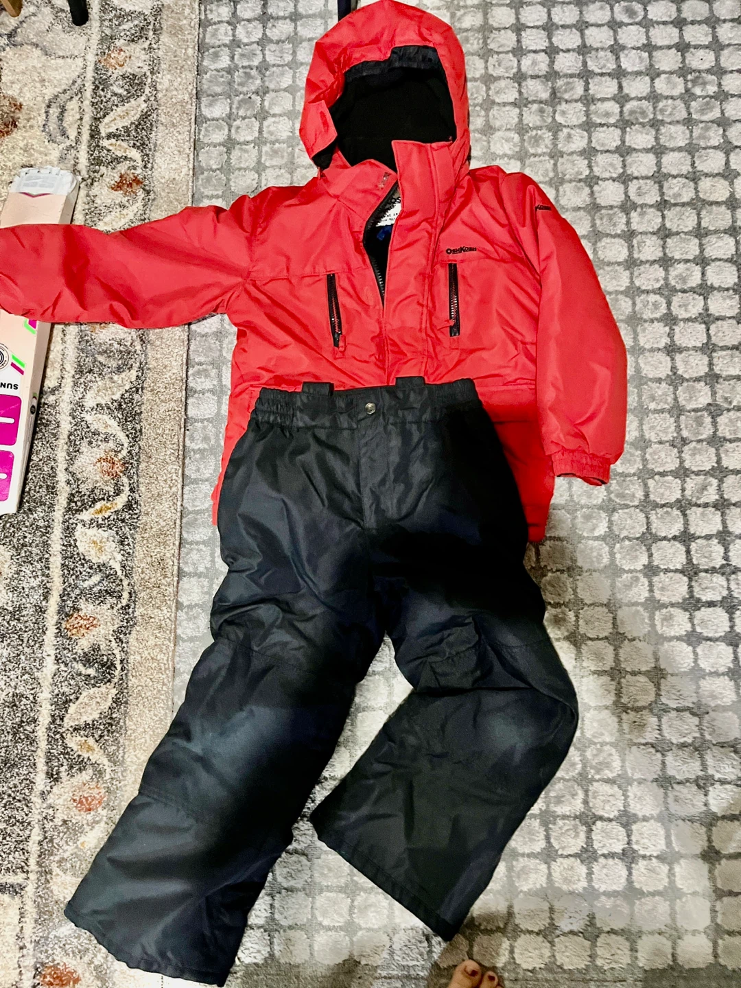 OshKosh B'gosh Snowsuit - Size 8