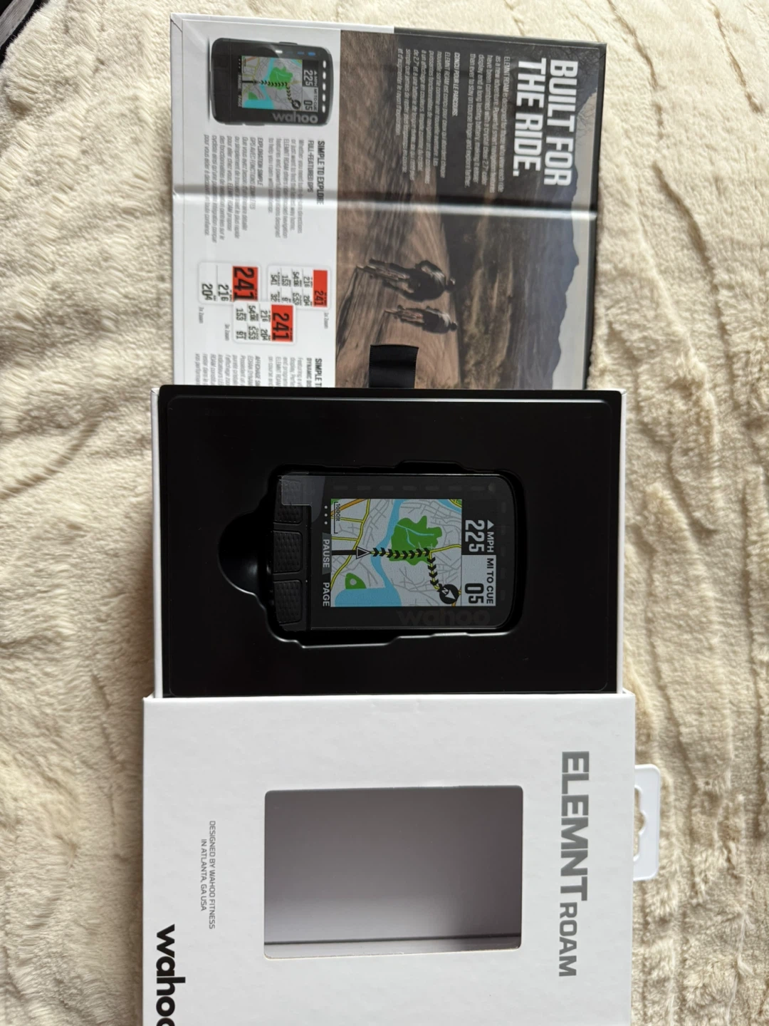 Wahoo ELEMNT ROAM GPS Bike Computer - Like New! - photo 3
