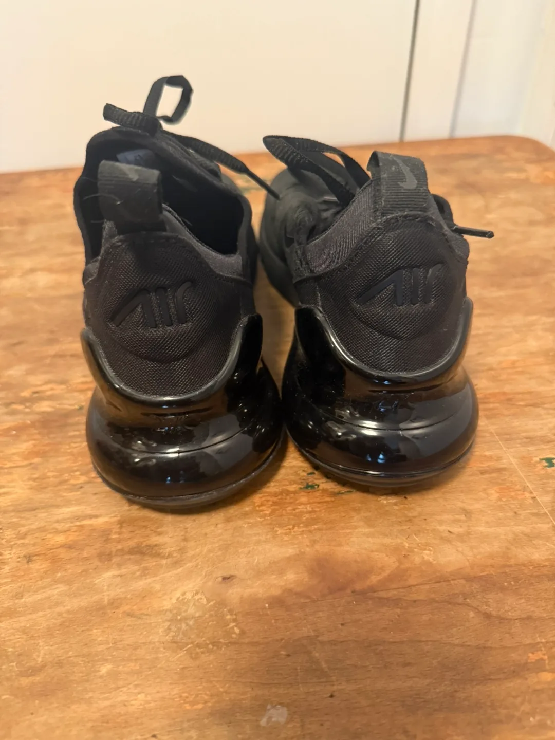 WOMEN’S Nike Air Max 270 - Black image indicator(4)