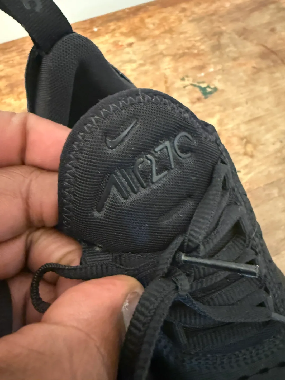 WOMEN’S Nike Air Max 270 - Black image indicator(10)