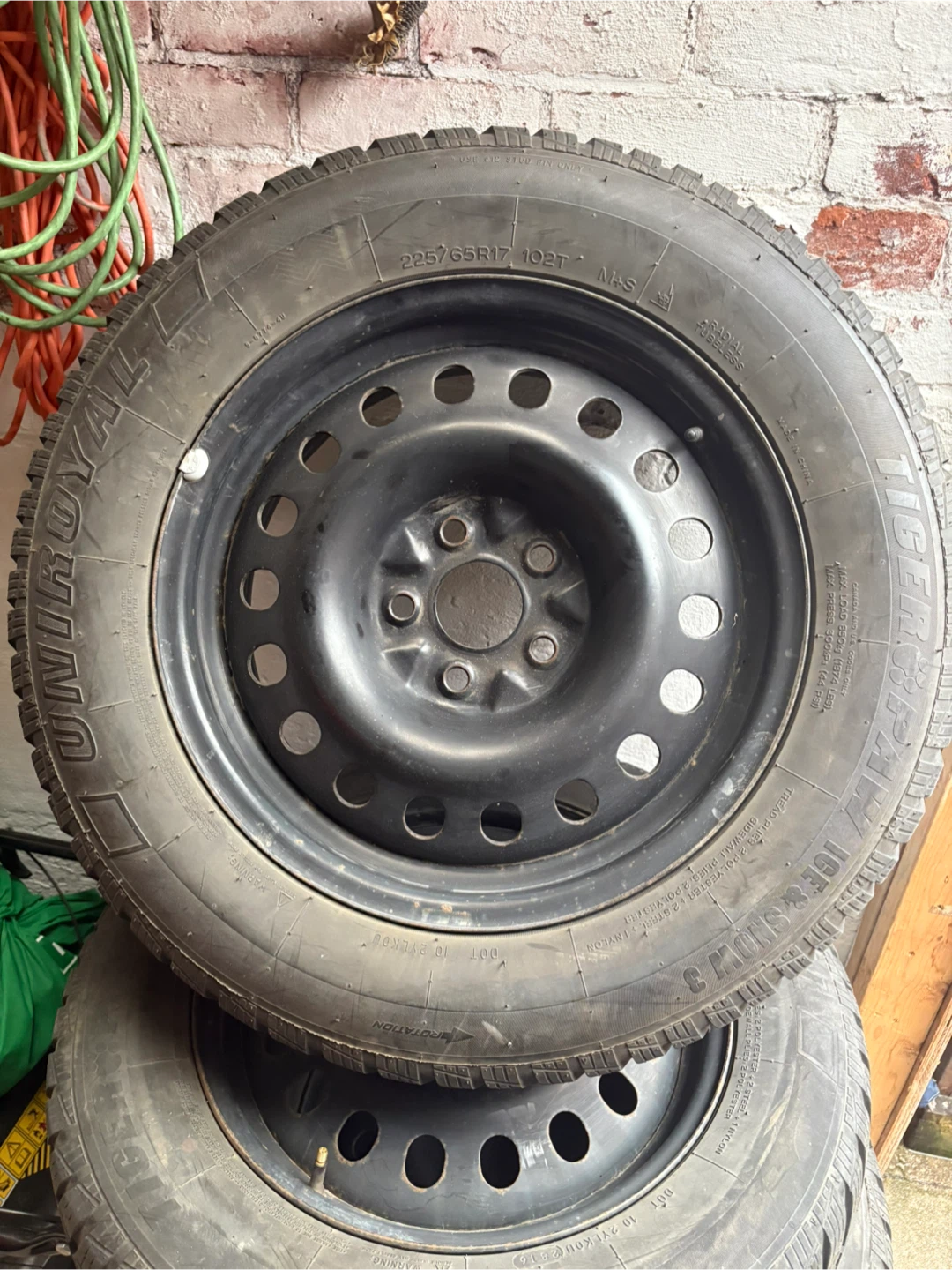 Uniroyal Tiger Paw Ice & Snow 4 Tires - 225/65R17 - photo 3