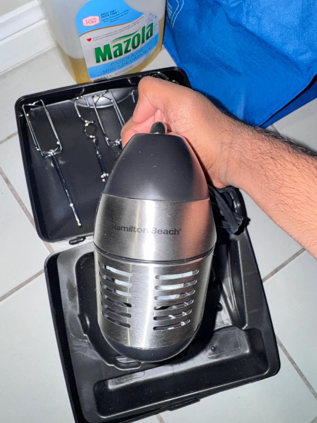Hamilton Beach Hand Mixer with Case - photo 2
