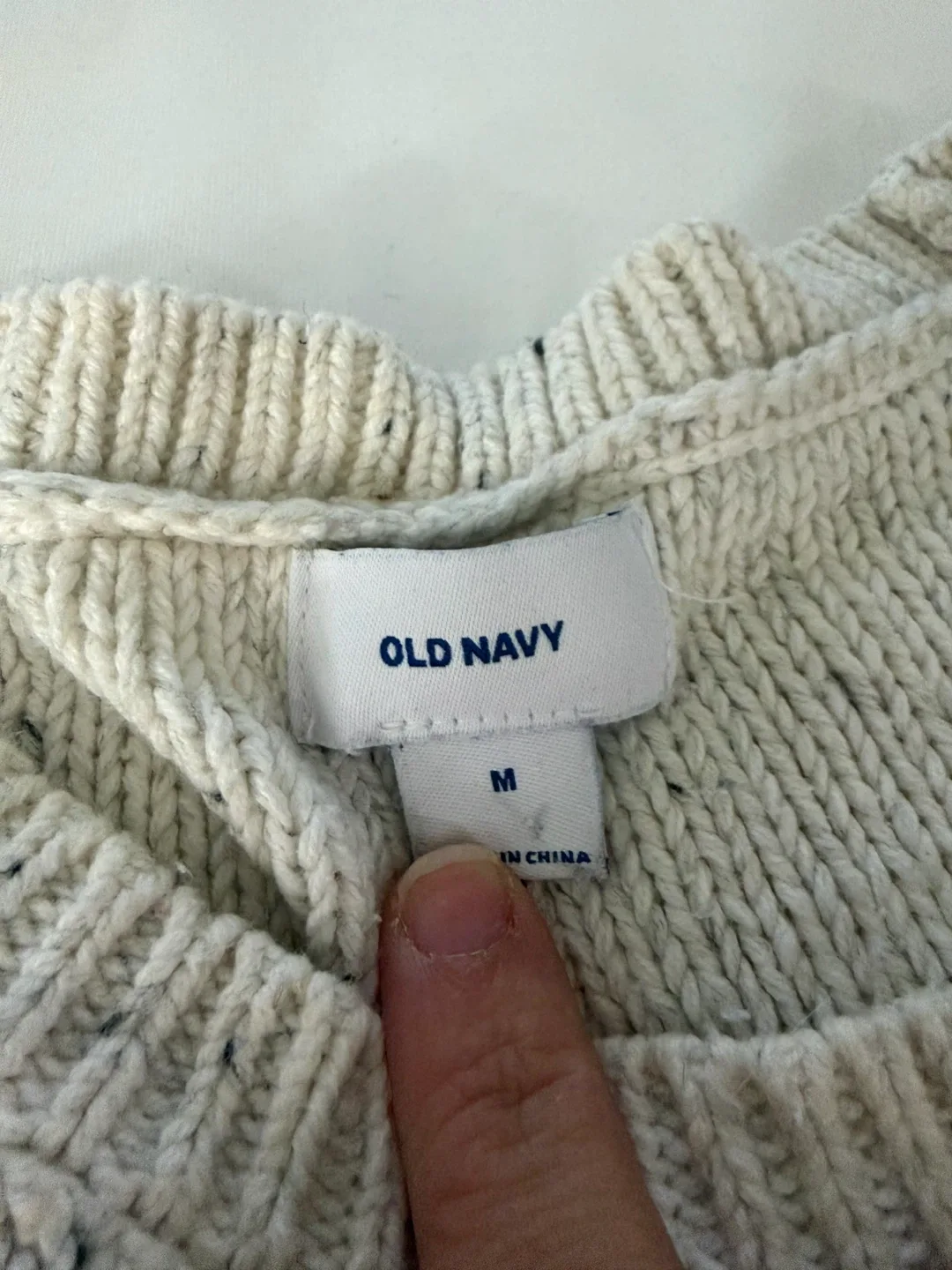 Old Navy Cream Cable Knit Sweater - Size M image indicator(2)