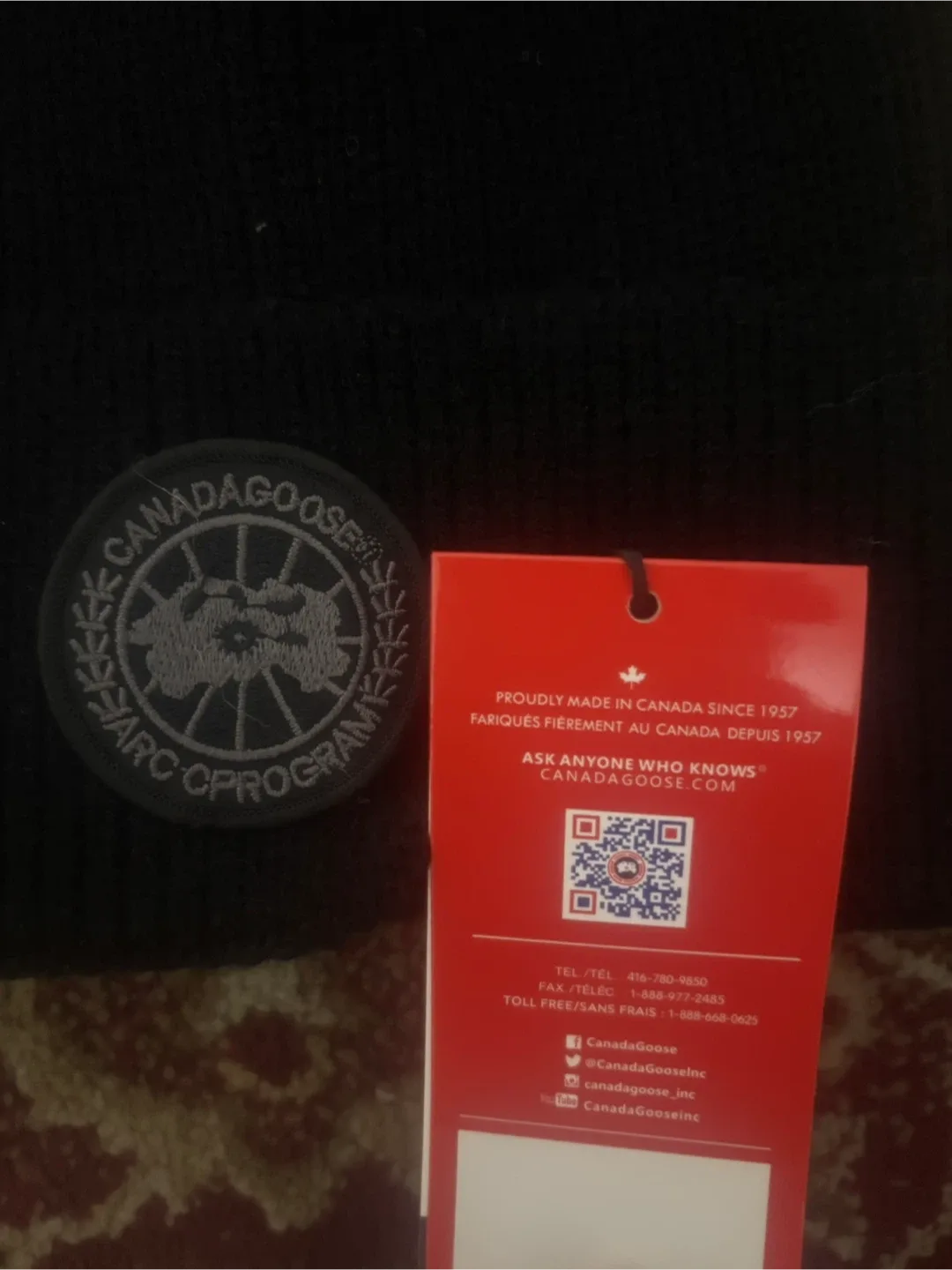 Canada Goose Black Beanie thumbnail