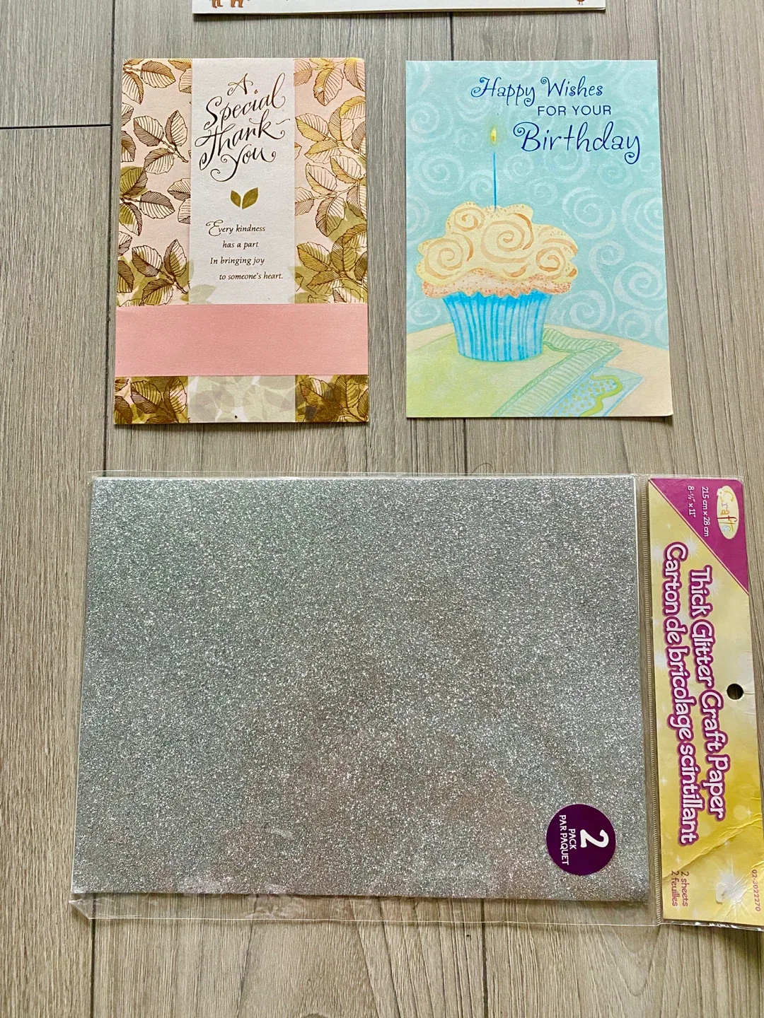 Assorted Cards & Craft Supplies image indicator(4)