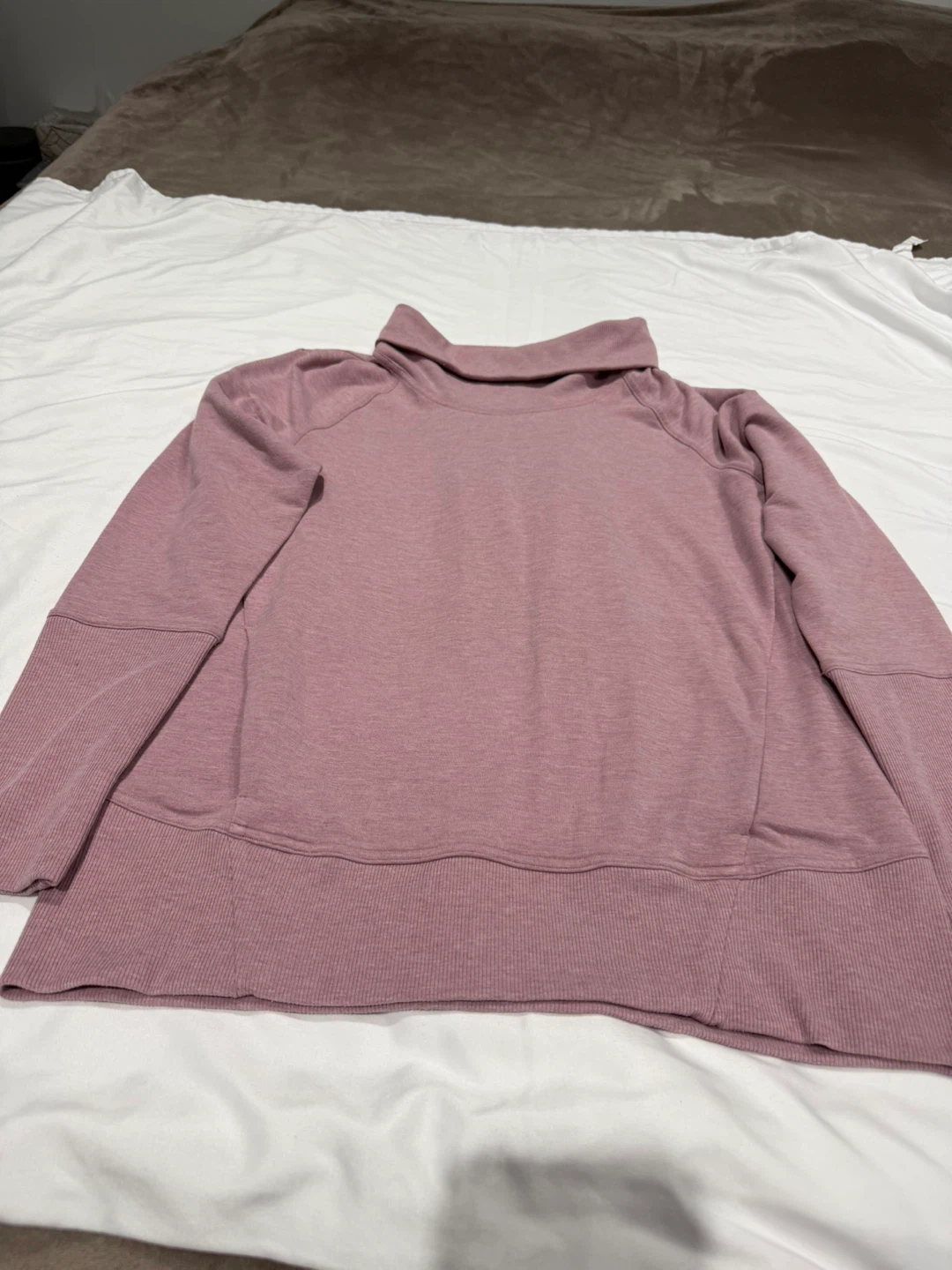 Lululemon Mauve Funnel Neck Pullover - Size 8 - photo 2