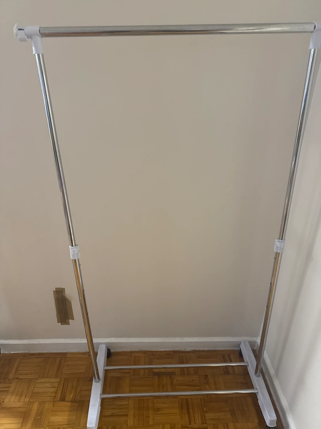 Adjustable Garment Rack - Silver