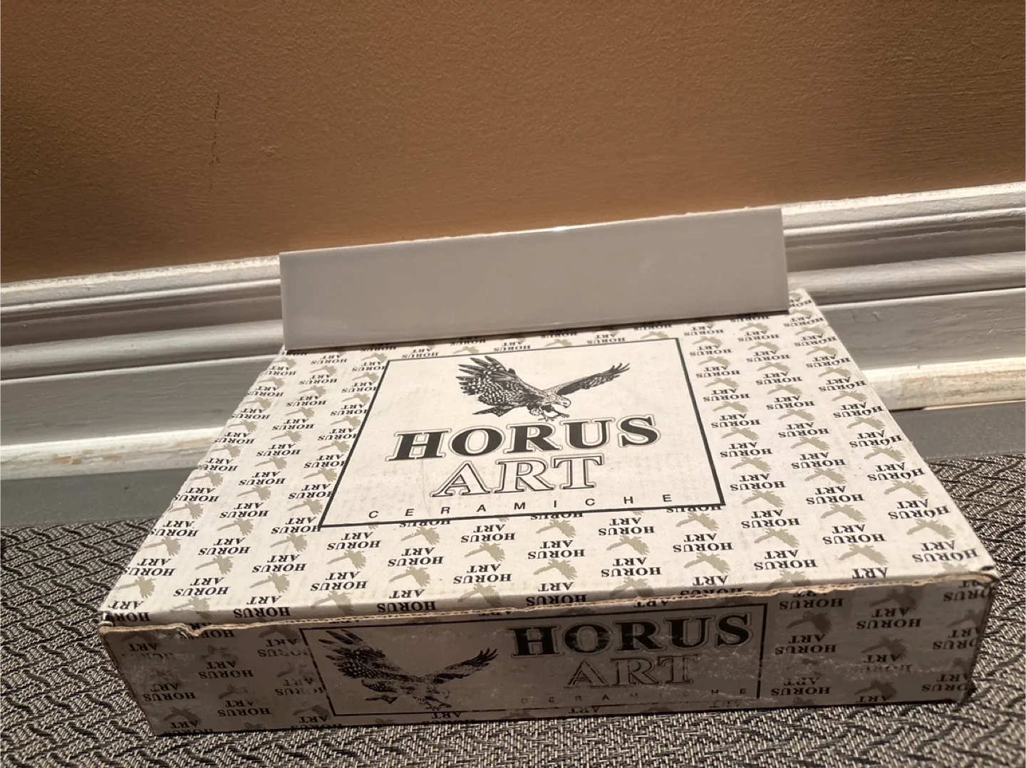 Horus Art Op Art Grigio Scuro L Tiles, 5x25 2"x10" thumbnail